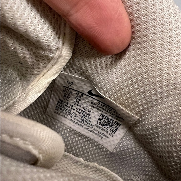 Nike Air Force Ones Women's Classic White Leather High-Tops Athletic Sneakers‎ 7 - Picture 8 of 8